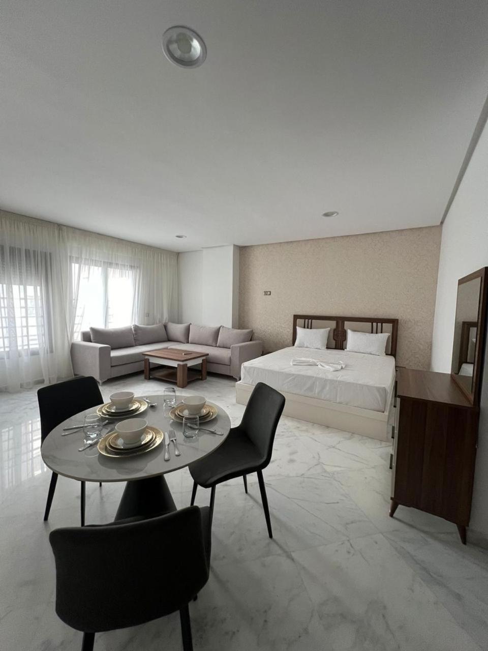 Luxe Tanger Apartment Exterior photo